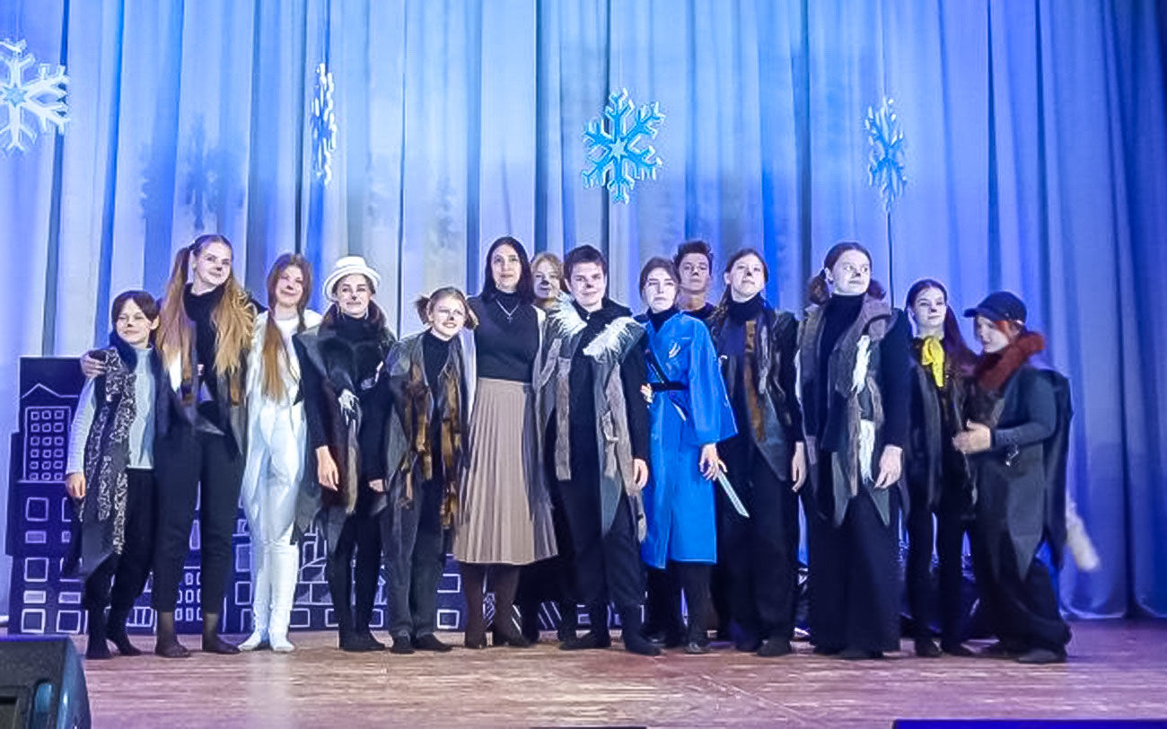На сцене Красноярского Дома культуры состоялся показ спектакля «Стая»